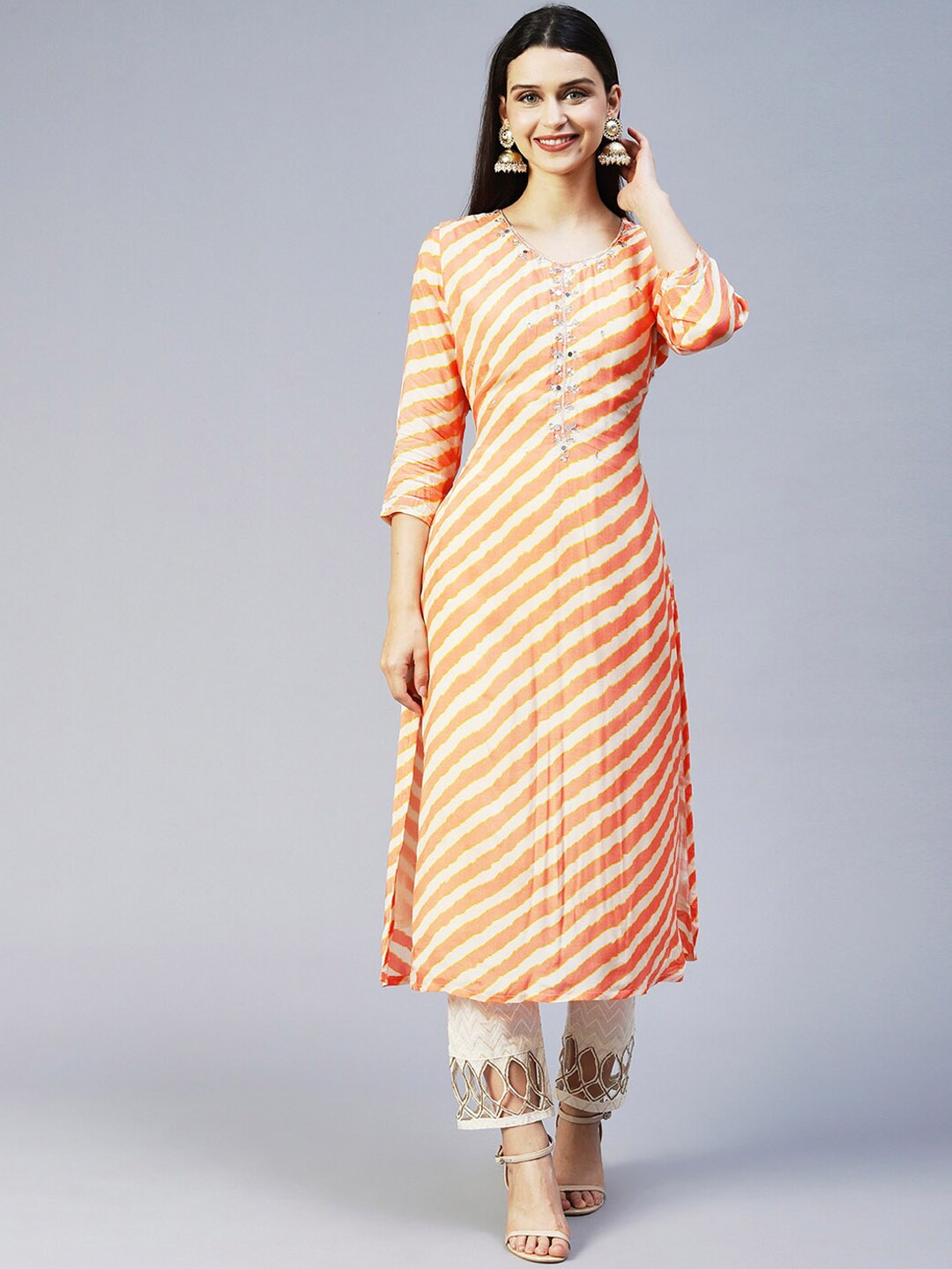 

FASHOR Women Orange & Off White Printed Silk Kurta
