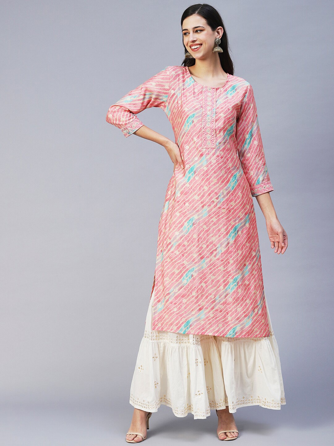 

FASHOR Floral Embroidered Flared Sleeves Gotta Patti Floral Silk Kurta, Pink