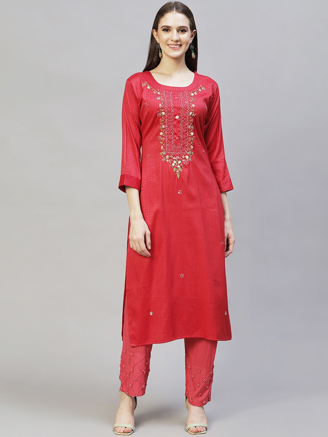 

FASHOR Floral Embroidered Thread Work Kurta, Red