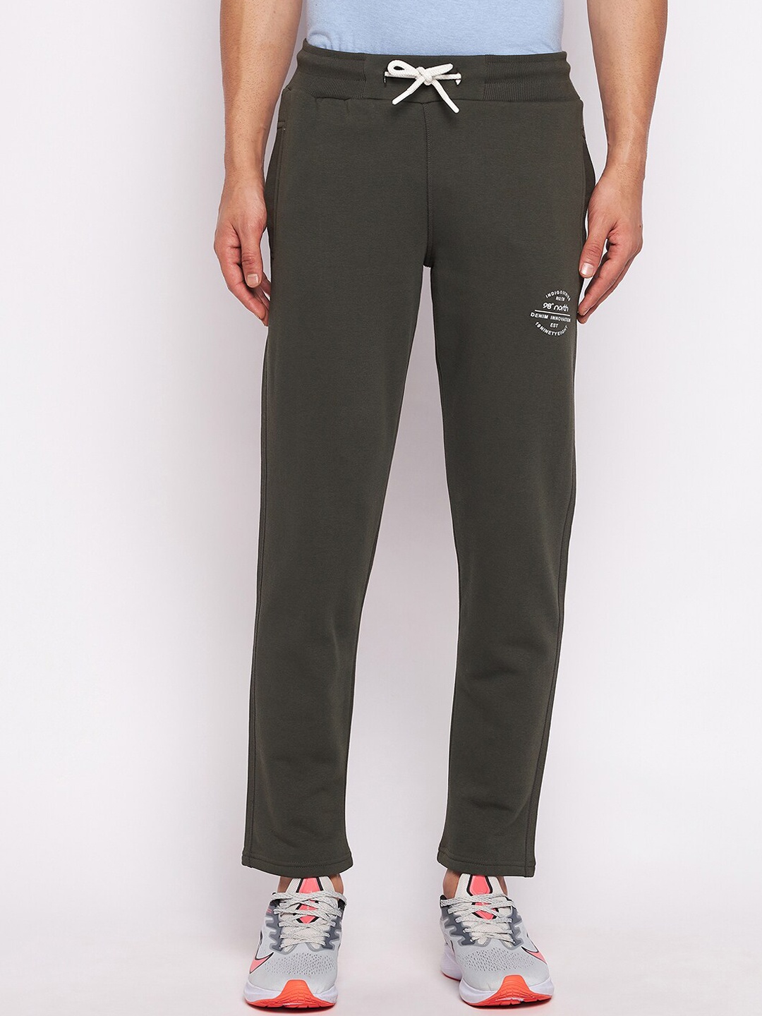 

98 Degree North Men Olive Solid Cotton Track Pant