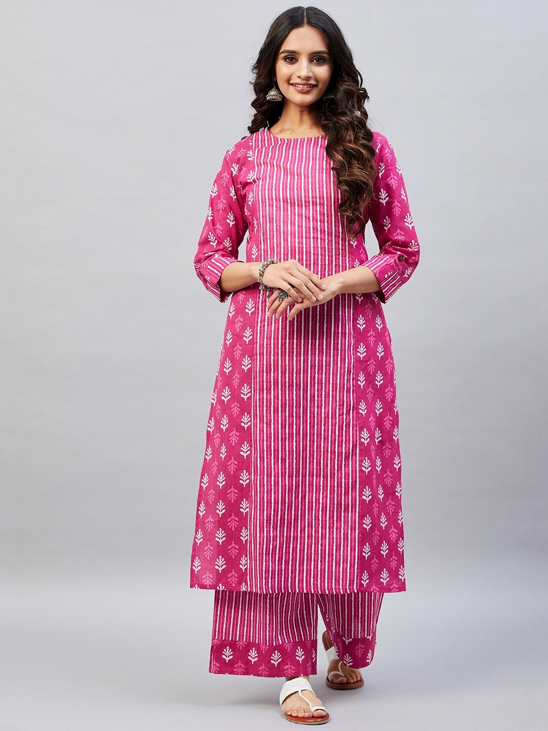

Aaheli Women Pink Ethnic Motifs Printed Pure Cotton Kurta with Palazzos