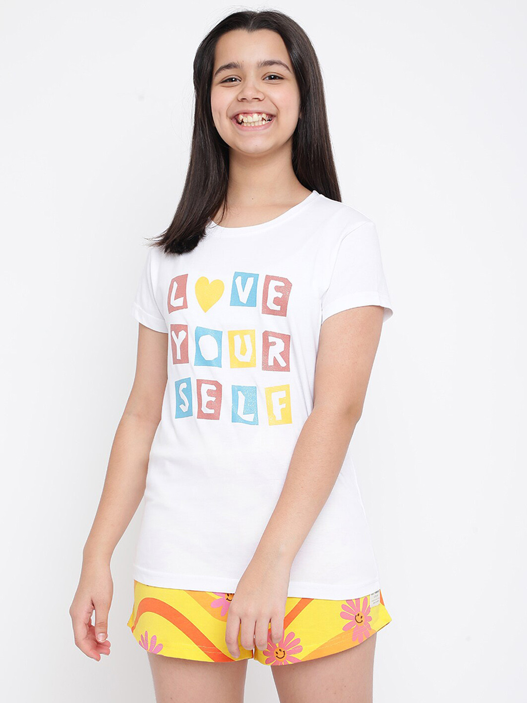 

Lil Tomatoes Girls White & Yellow Printed Night suit