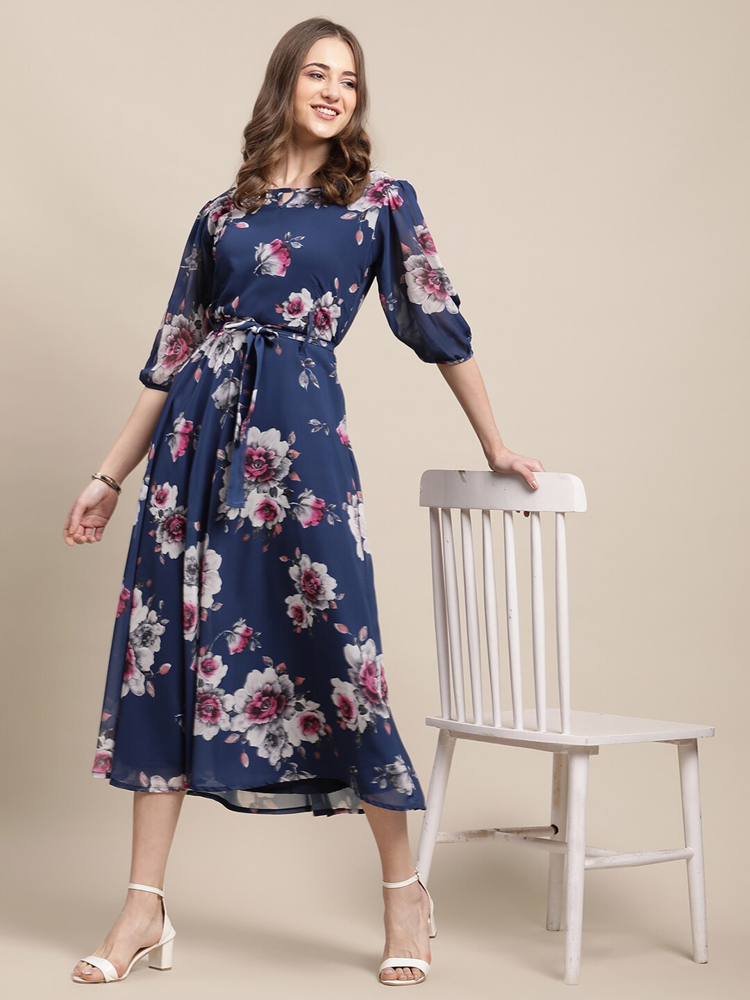 

Fabflee Women Blue Floral Keyhole Neck Midi Dress
