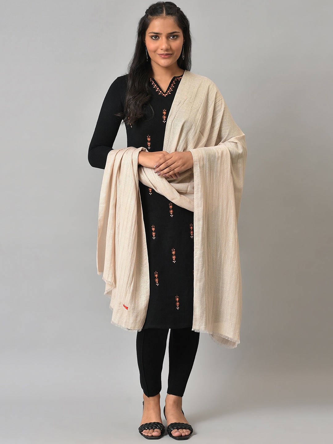 

W Women Gold-Toned Self-Design Shawl