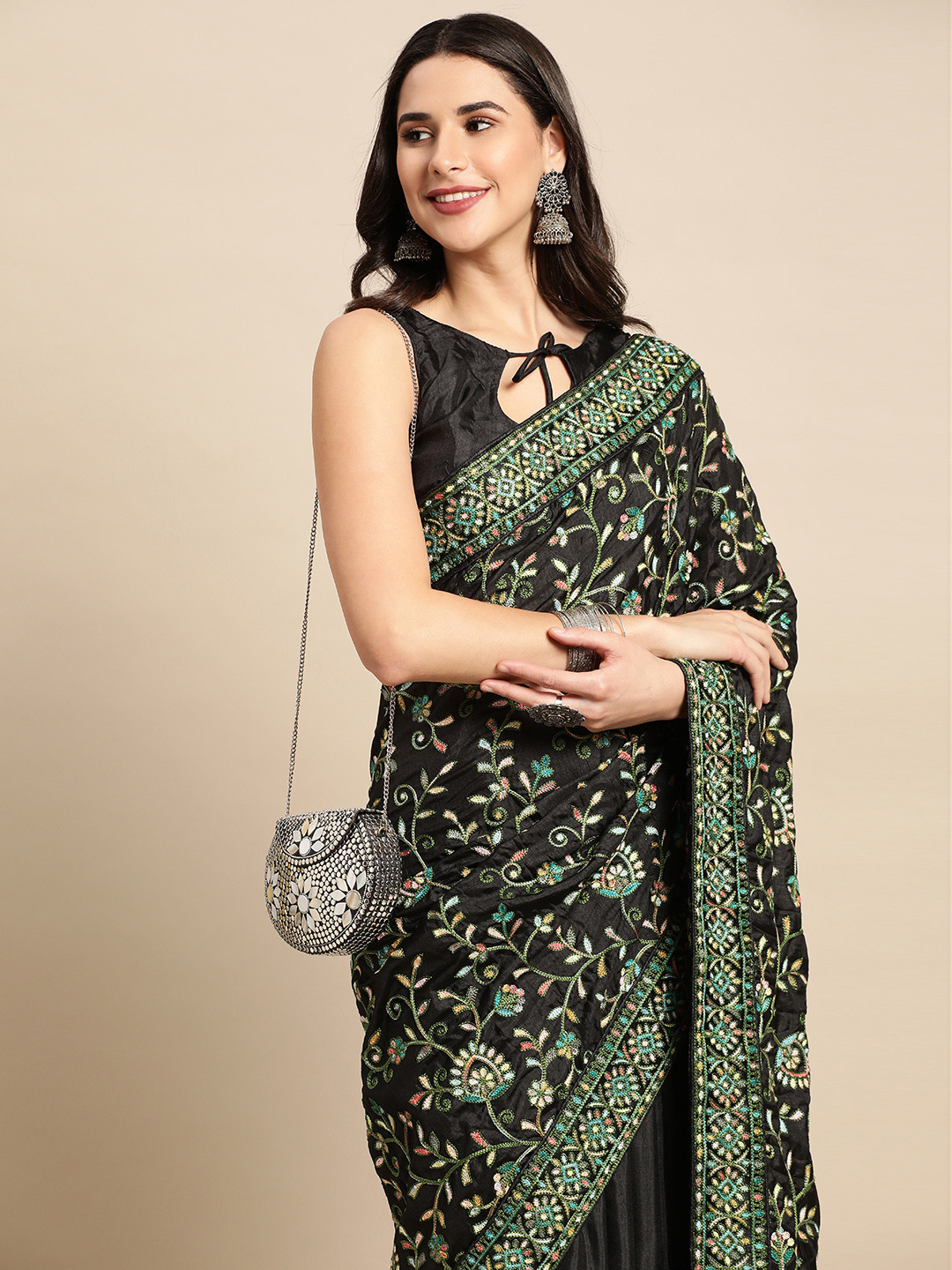 

HERE&NOW Black & Green Ethnic Motifs Silk Blend Saree