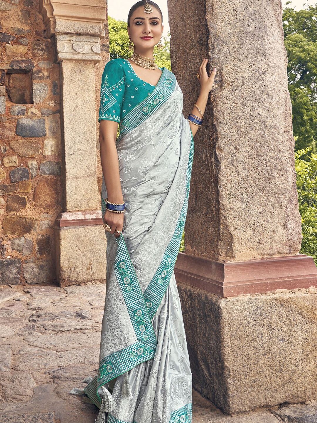 

ODETTE Grey & Blue Floral Embroidered Satin Saree