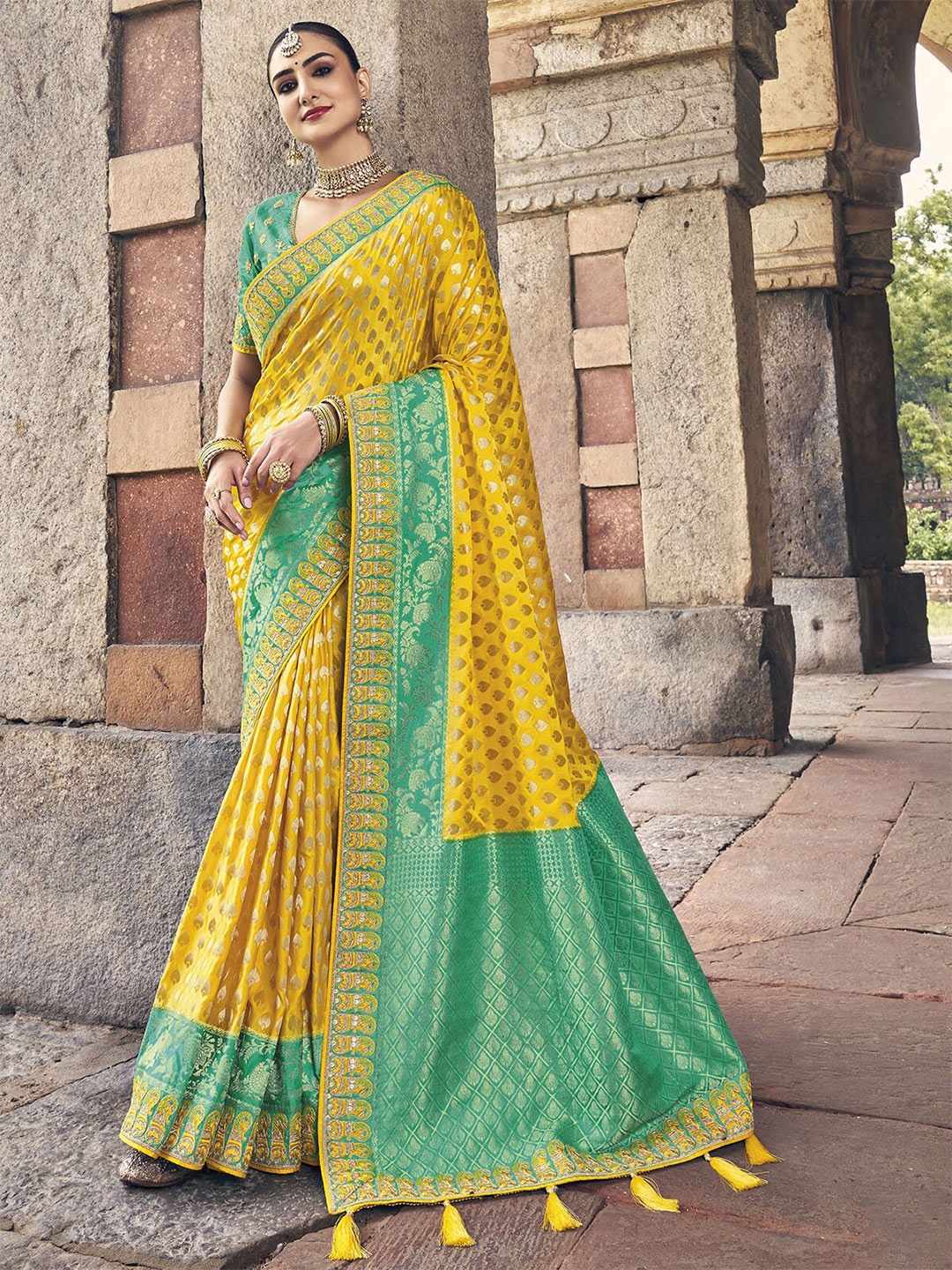 

ODETTE Yellow & Green Woven Design Zari Satin Saree