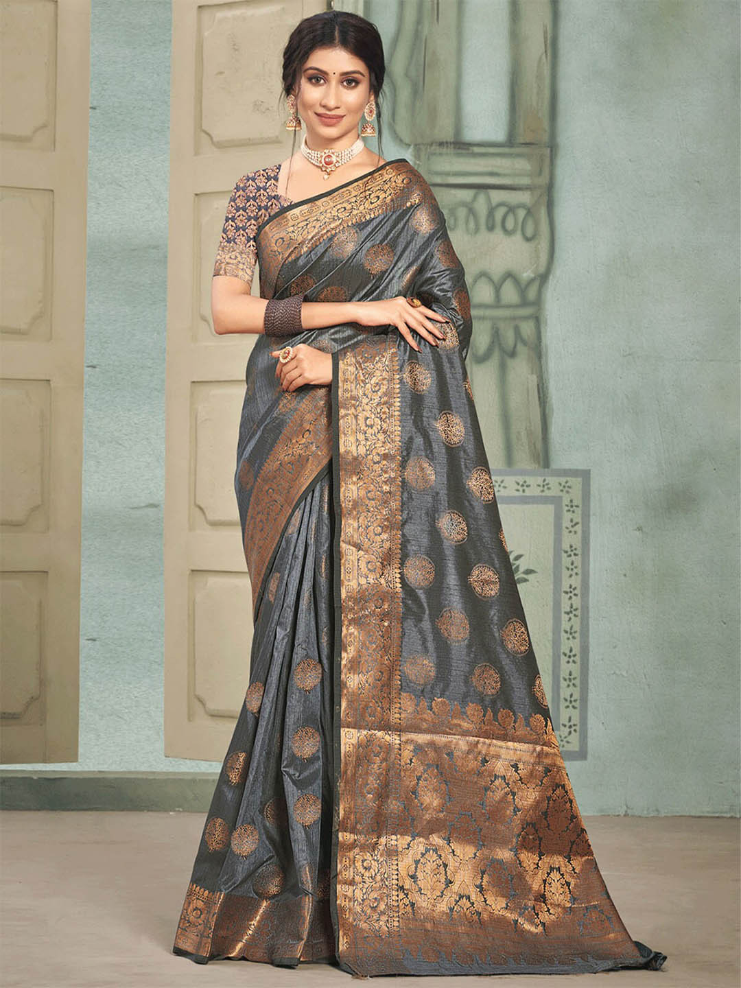 

ODETTE Grey & Gold-Toned Woven Design Zari Saree