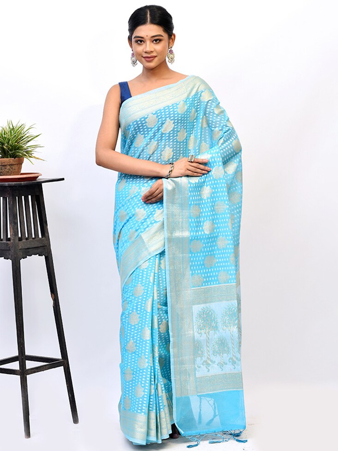 

AllSilks Blue & Silver-Toned Ethnic Motifs Zari Silk Cotton Saree