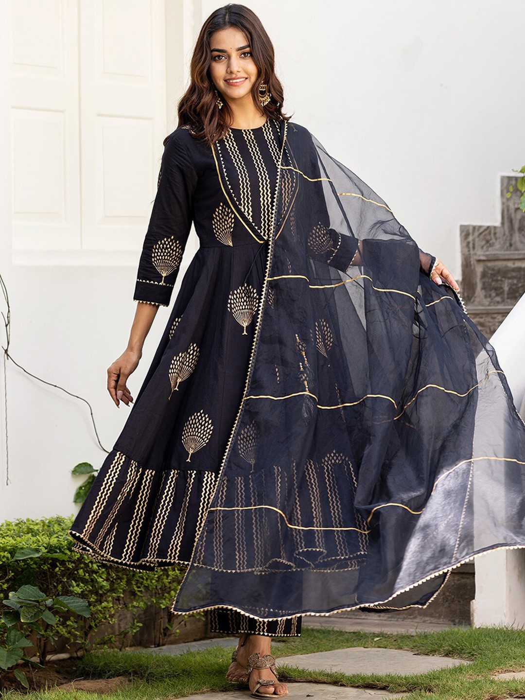 

Ambraee Women Black Ethnic Motifs Printed Gotta Patti Kurta with Trousers & Dupatta