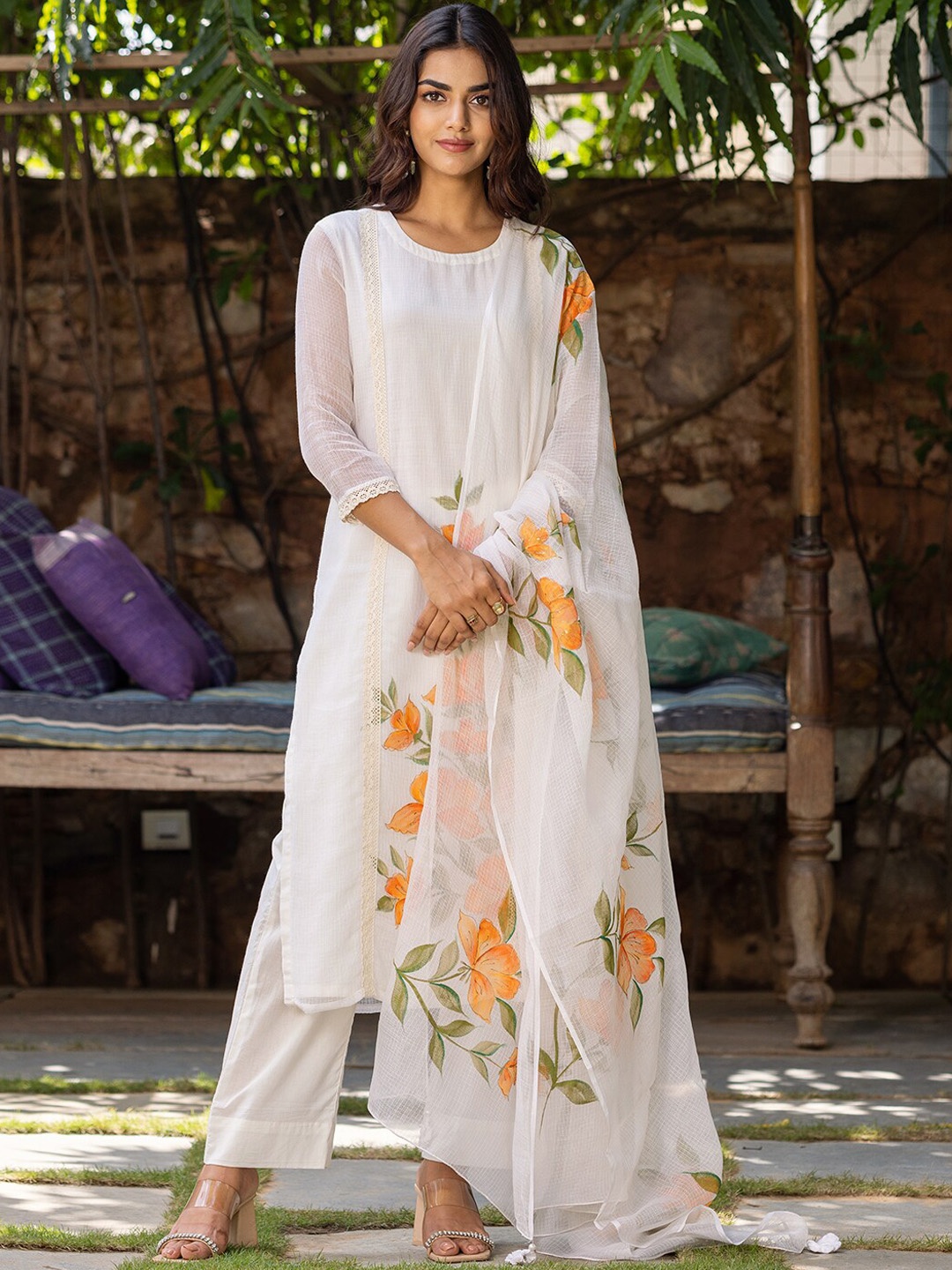 

Ambraee Women White Printed Kurta with Trousers & Dupatta