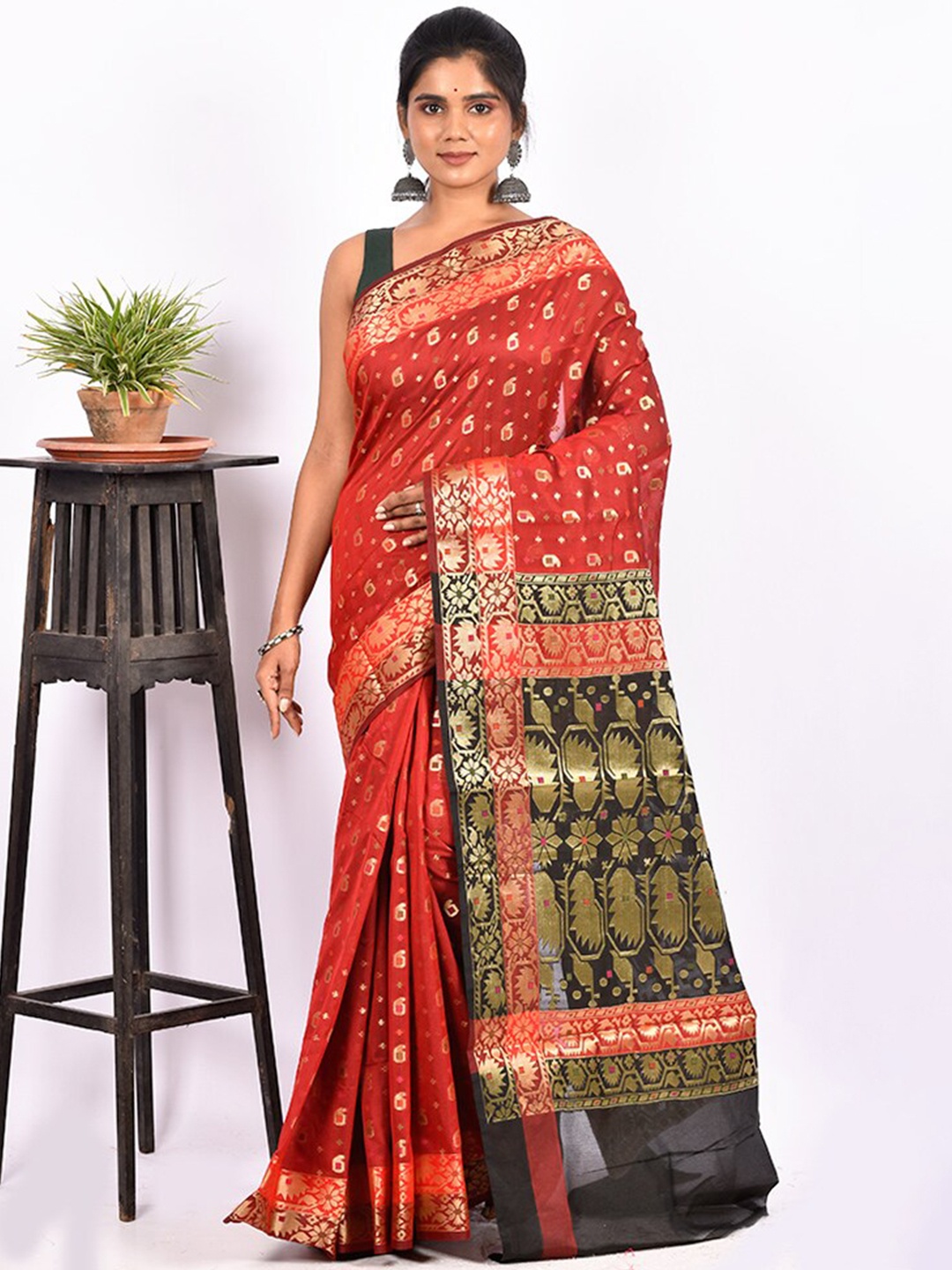 

AllSilks Red & Green Ethnic Motif Zari Silk Cotton Saree