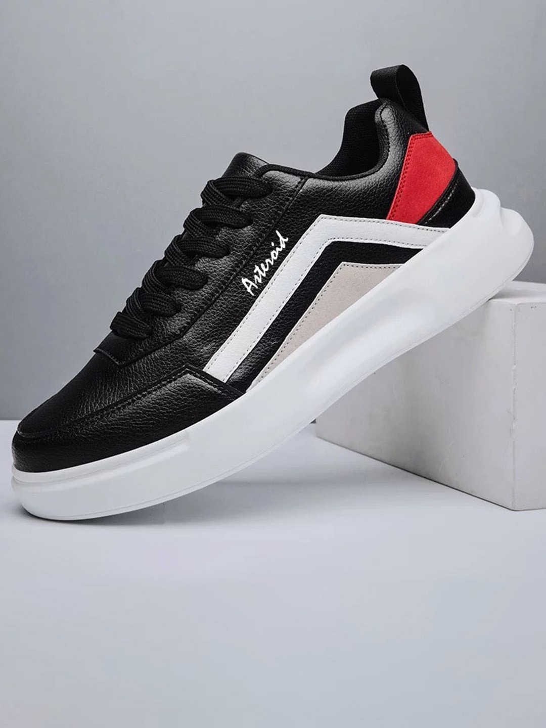 

ASTEROID Men Black Colourblocked Sneakers