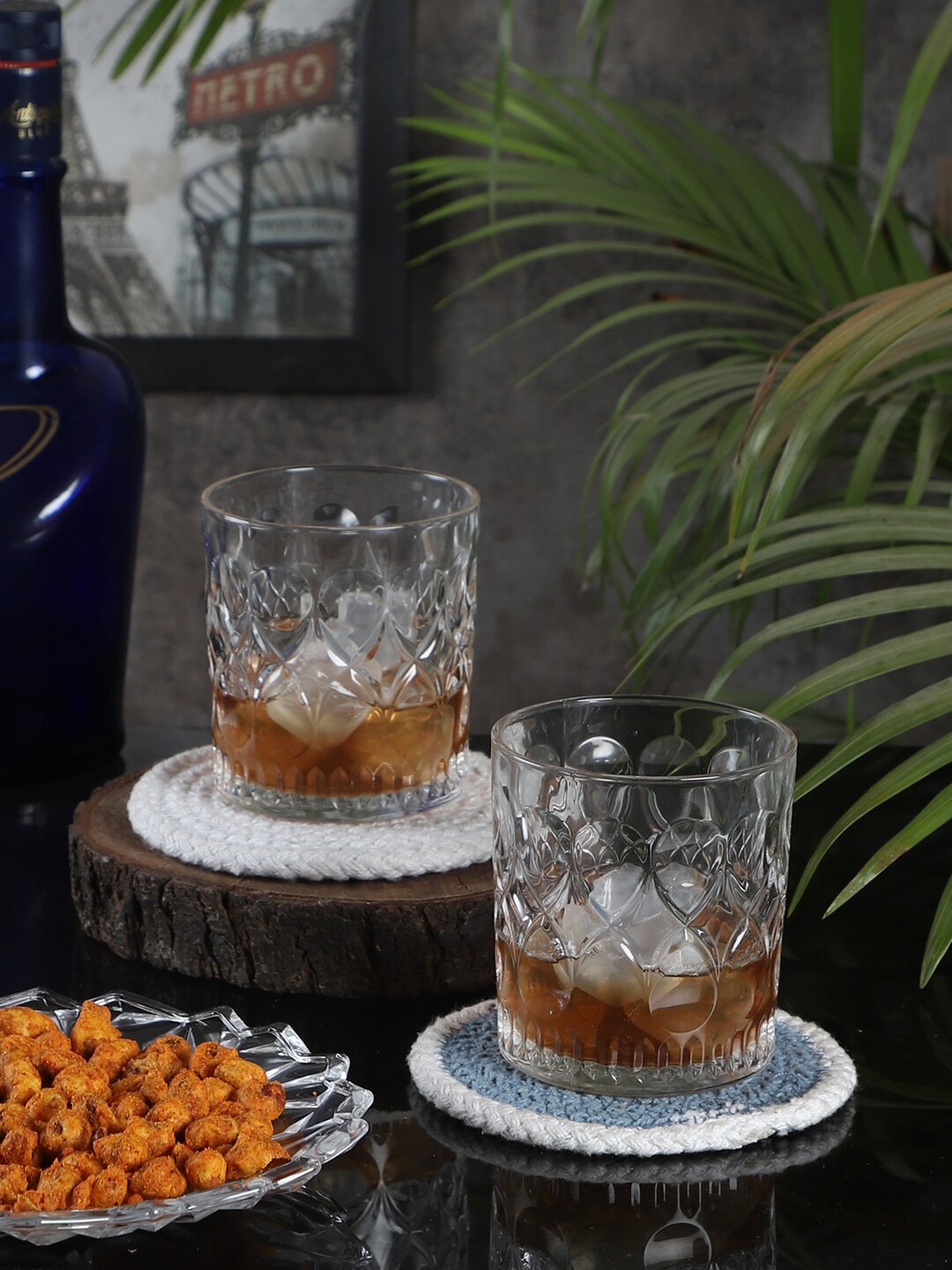 

ceradeco Transparent Set of 6 Textured Juice Glasses 220 Ml With Wooden Tray