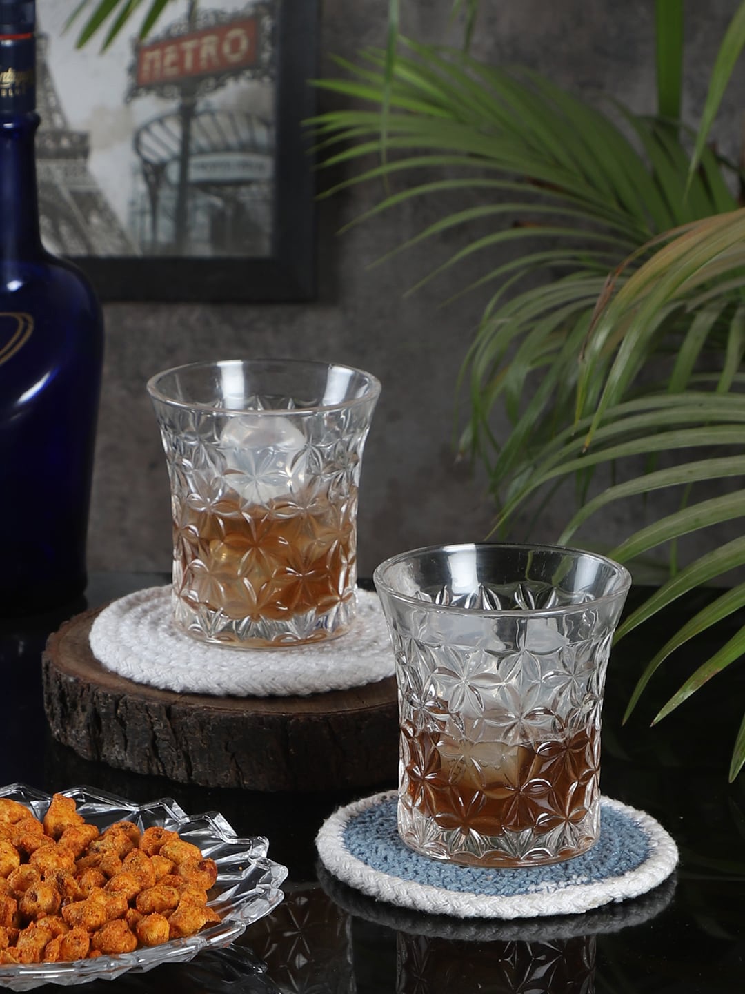 

ceradeco Transparent 6 Pieces Textured Juice Glass Set 250 Ml With Wooden Tray