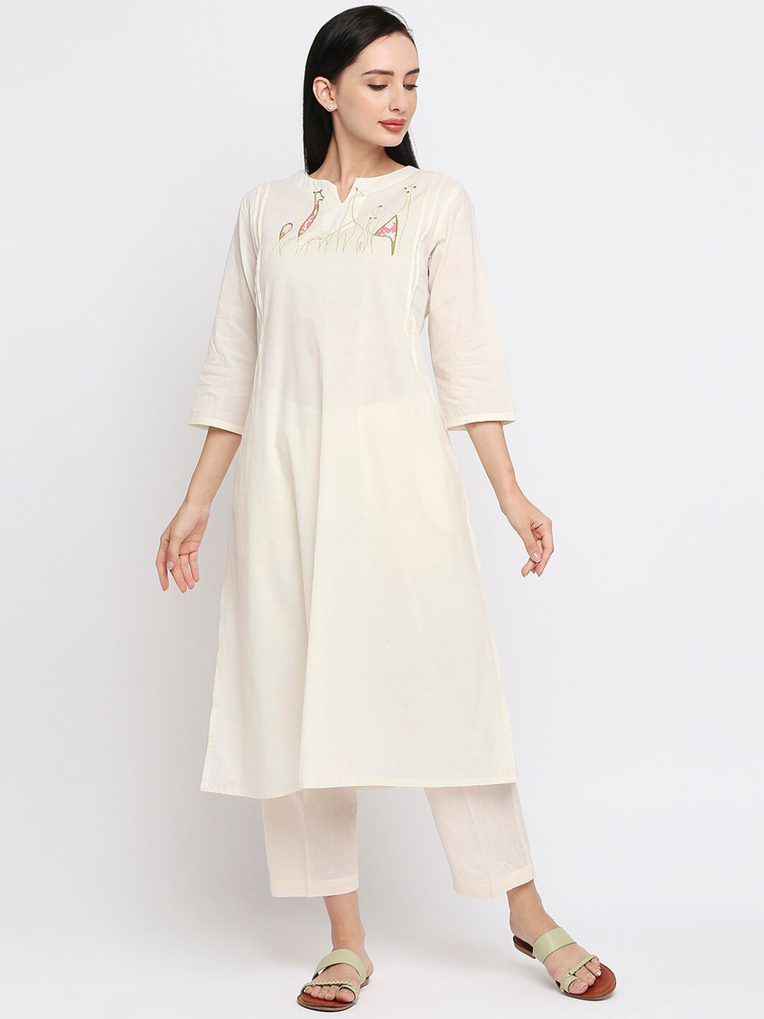 

Orbbaan Women White Embroidered Thread Work Organic Cotton Kurta with Trouser