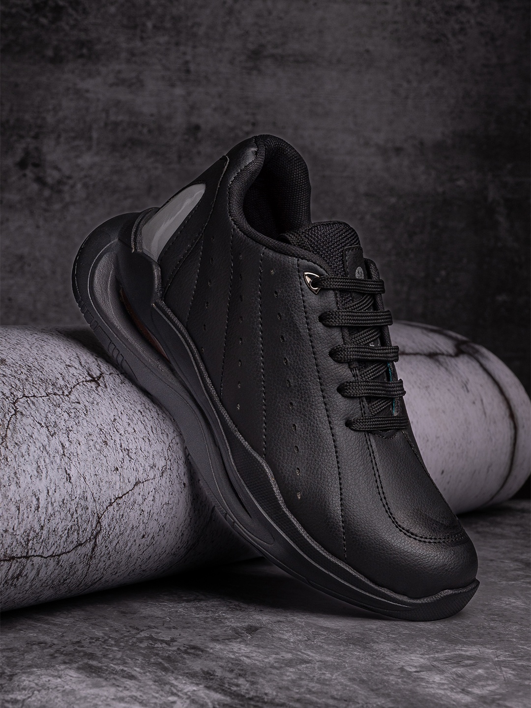 

MENGLER Men Black Solid Sneakers