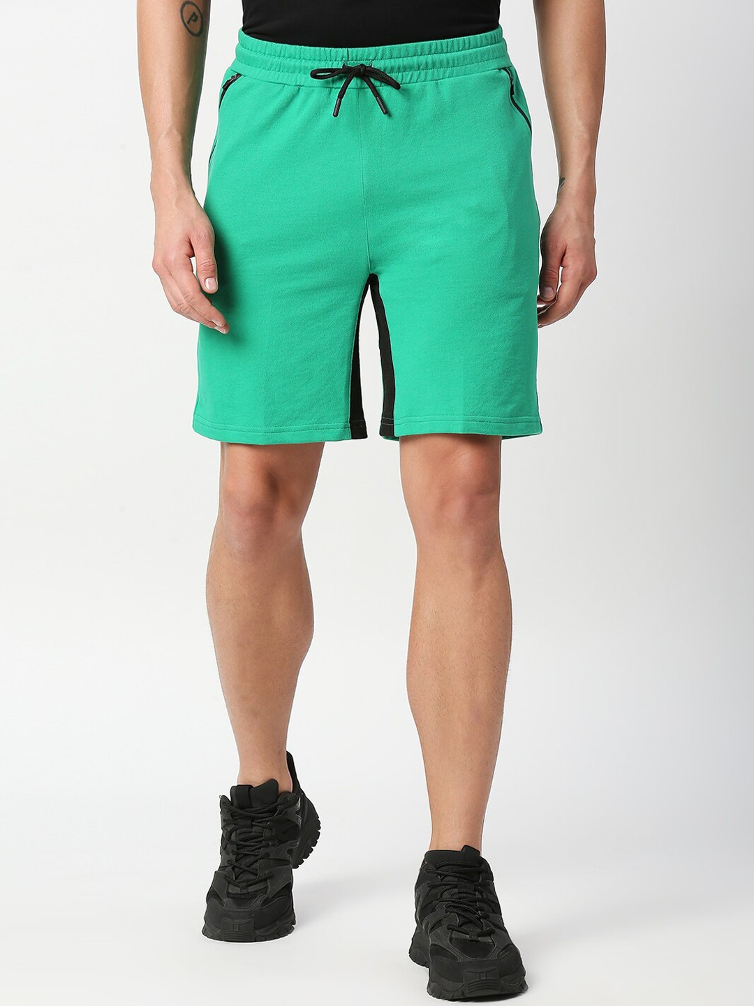 

FiTZ Men Green Slim Fit Running Sports Shorts