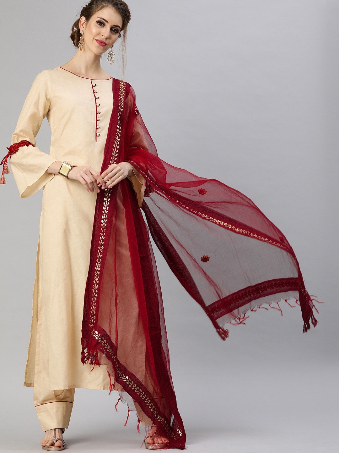

Tulsattva Women Beige & Maroon Solid Pure Cotton Kurta with Salwar & With Dupatta