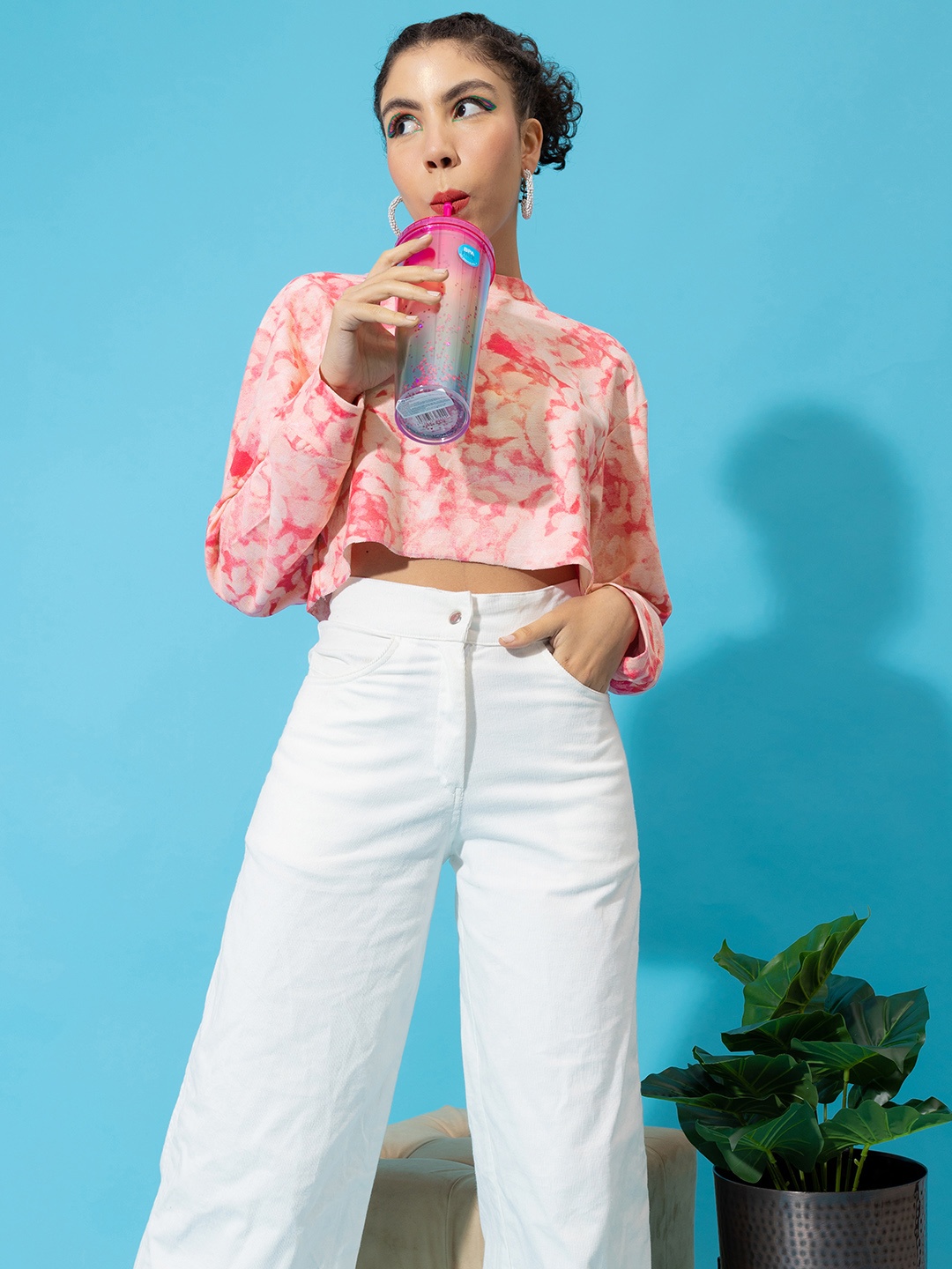 

Stylecast X Hersheinbox Women Hot Pink Dyed Cotton Crop Sweatshirt