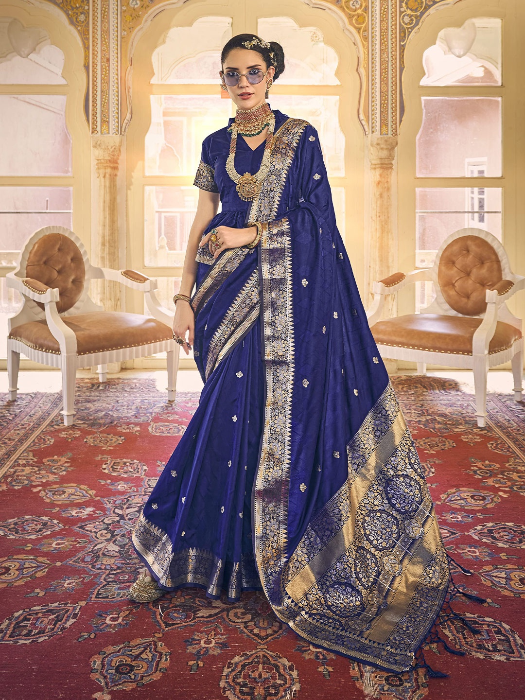 

elora Blue & Gold-Toned Woven Design Zari Silk Blend Saree