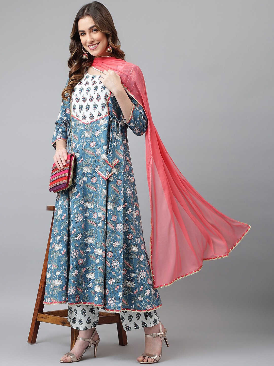 

Khushal K Women Blue & Peach Floral Printed Kurta With Palazzos & Dupatta