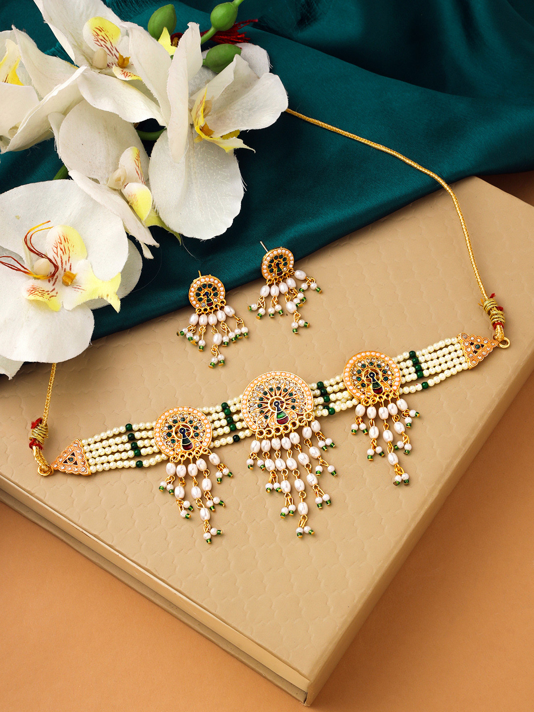 

Yellow Chimes Women White Pearl Peacock Designed Gold Plated Jewellery Set
