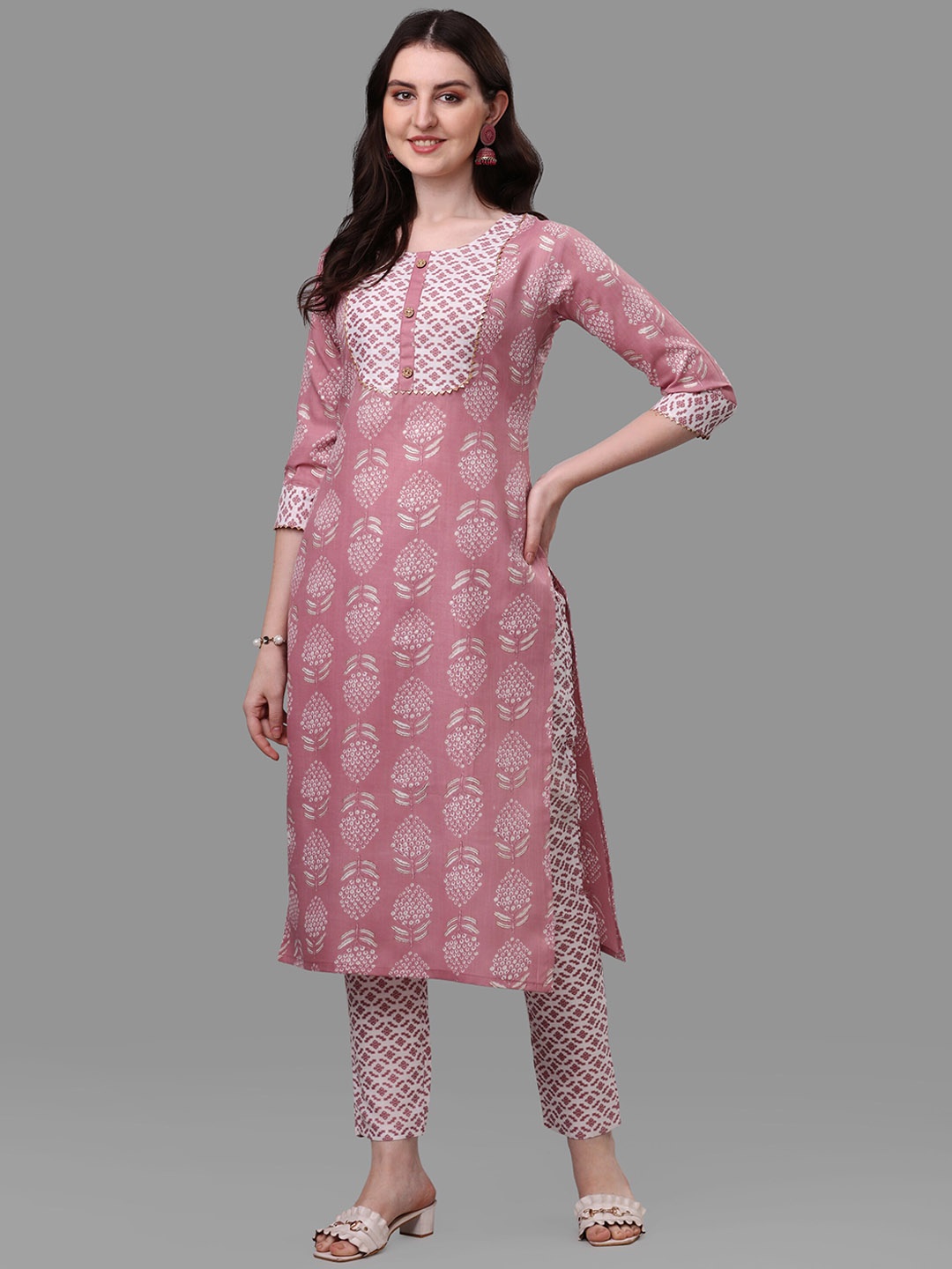 

KALINI Women Pink Bandhani Printed Gotta Patti Pure Cotton Kurta with Trousers