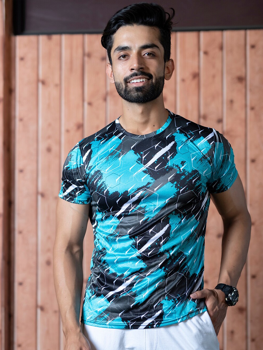 

Tistabene Men Blue Printed T-shirt