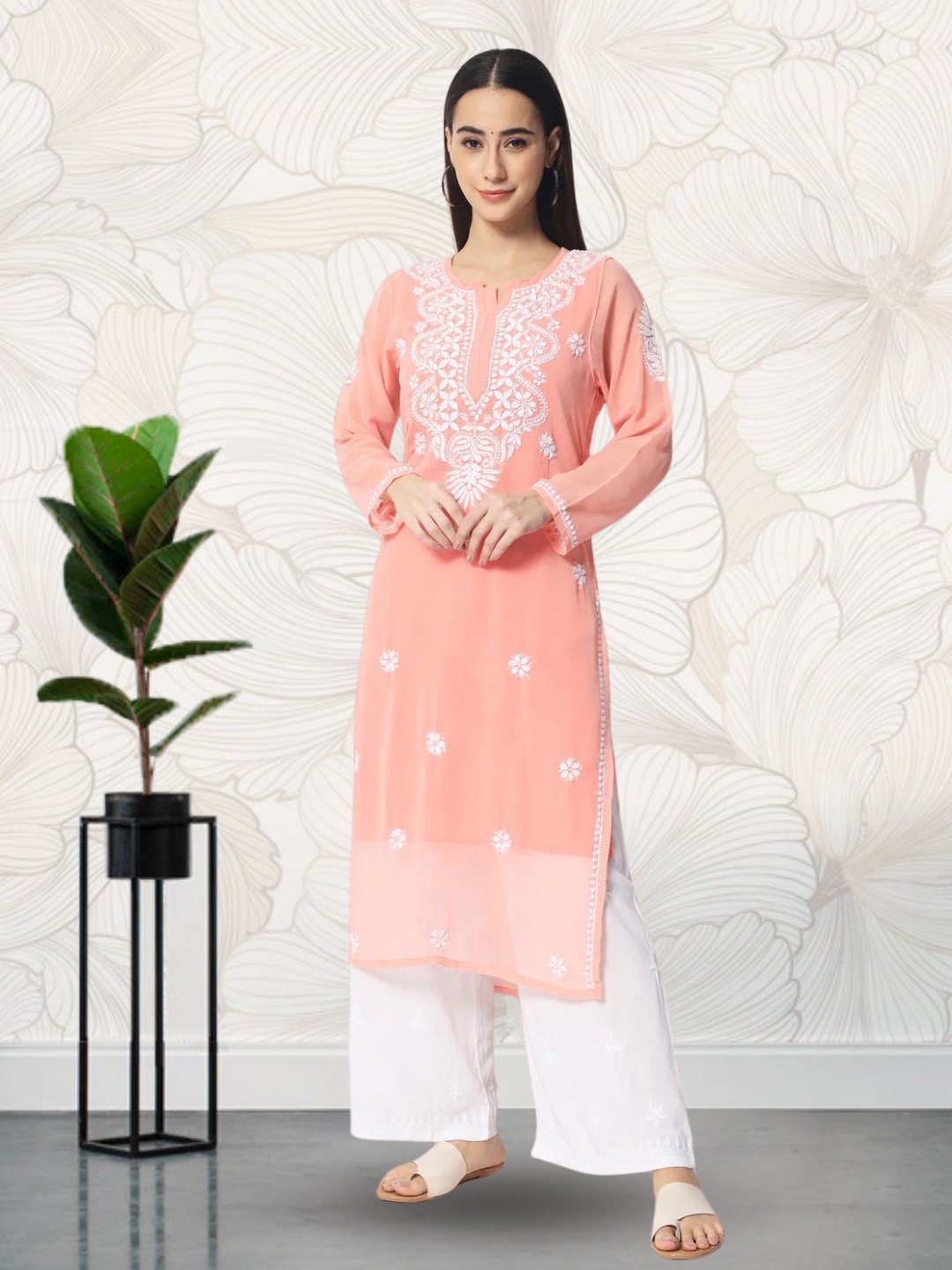 

PARAMOUNT CHIKAN Women Peach-Coloured Chikankari Hand Ethnic Motifs Straight Kurta