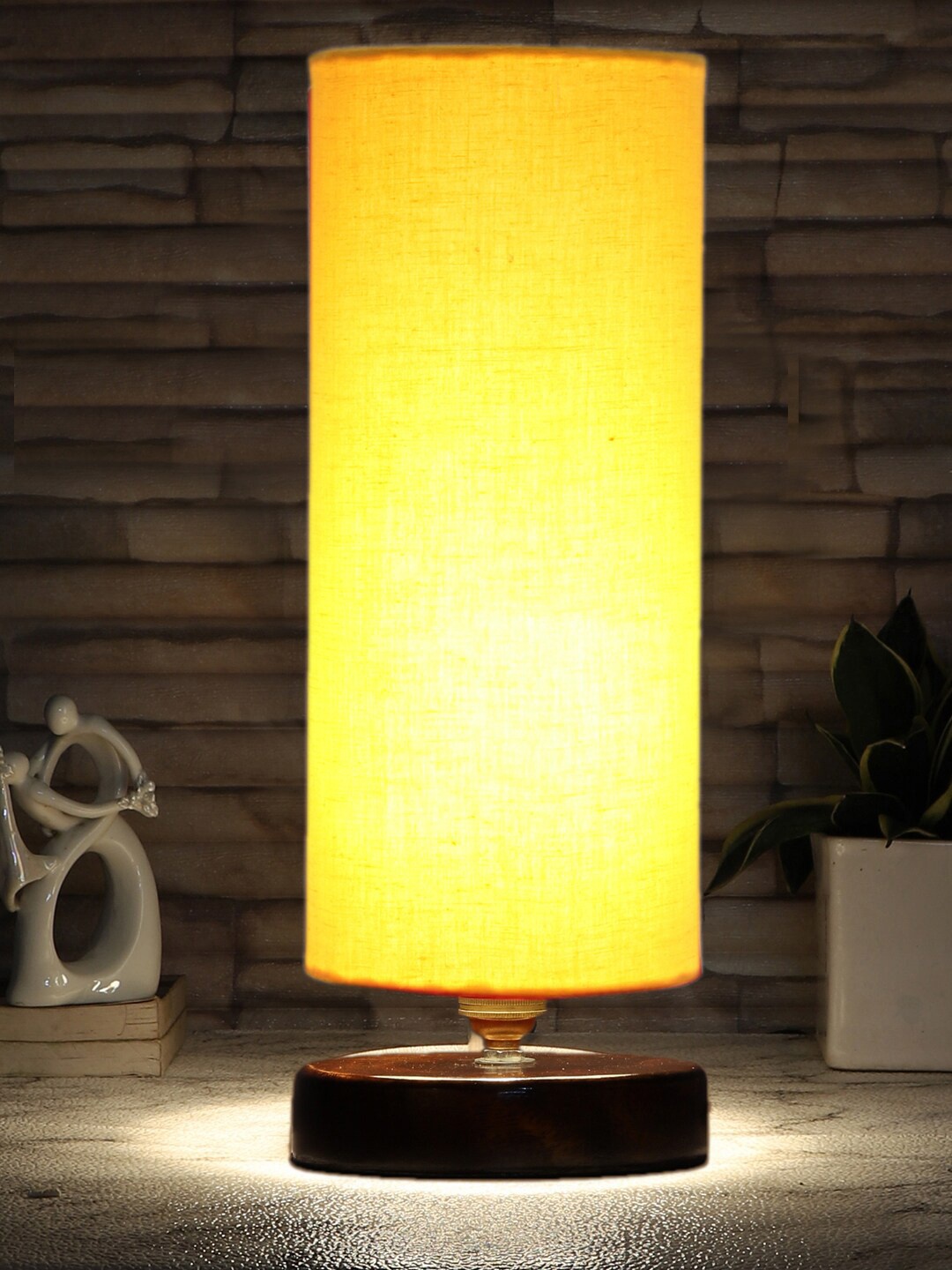 

Devansh Yellow & Brown Textured Table Lamps