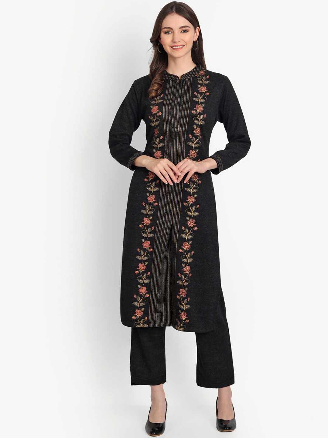 

HK colours of fashion Women Black Floral Foil Printed Kurta with Trouser