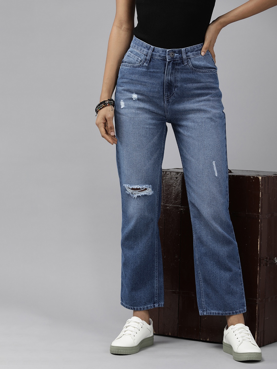 

The Roadster Lifestyle Co. Women Straight Fit High-Rise Stretchable Jeans, Blue