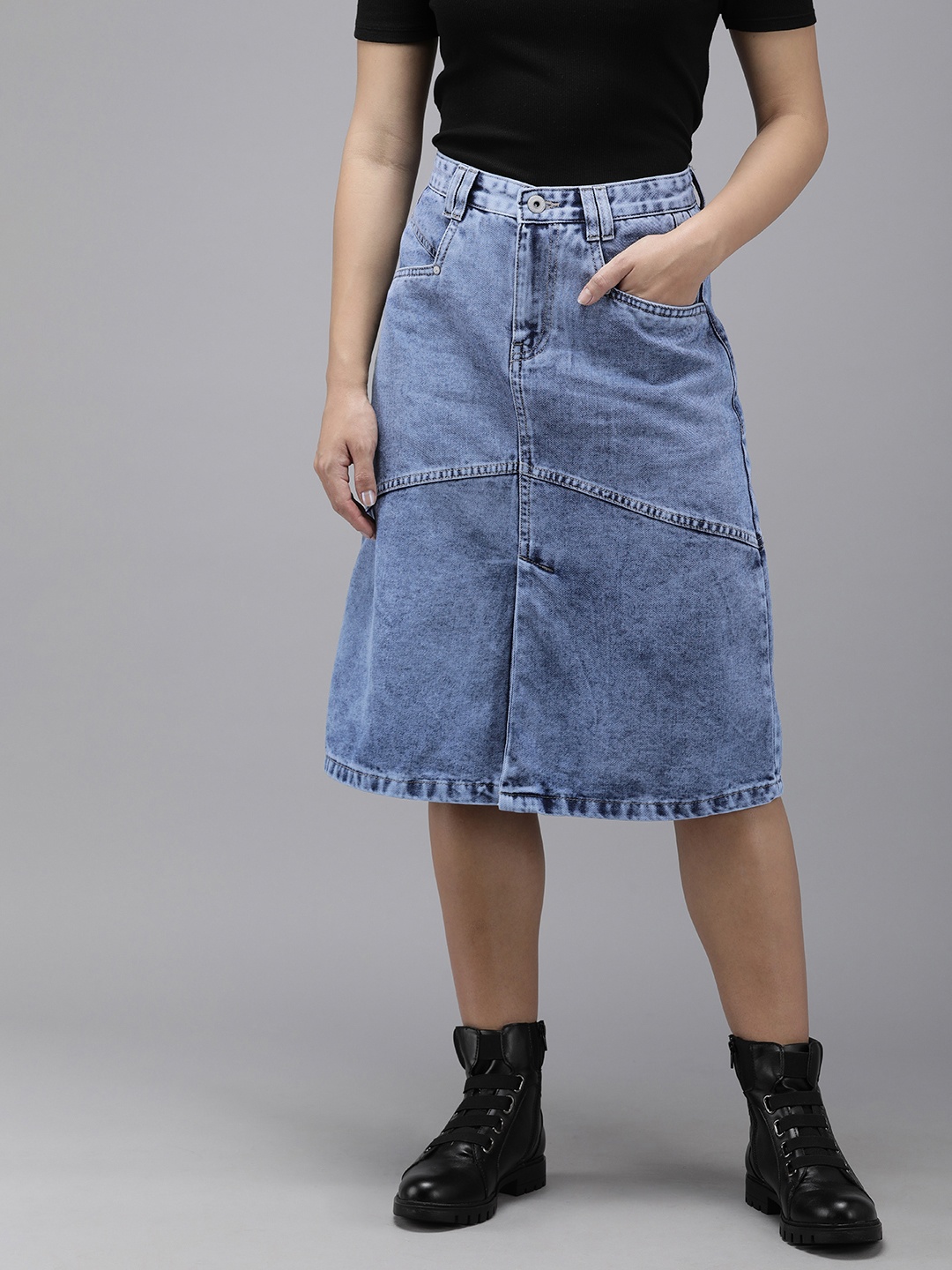 

The Roadster Life Co. Women Solid Mid-Rise A-Line Denim Skirt, Blue