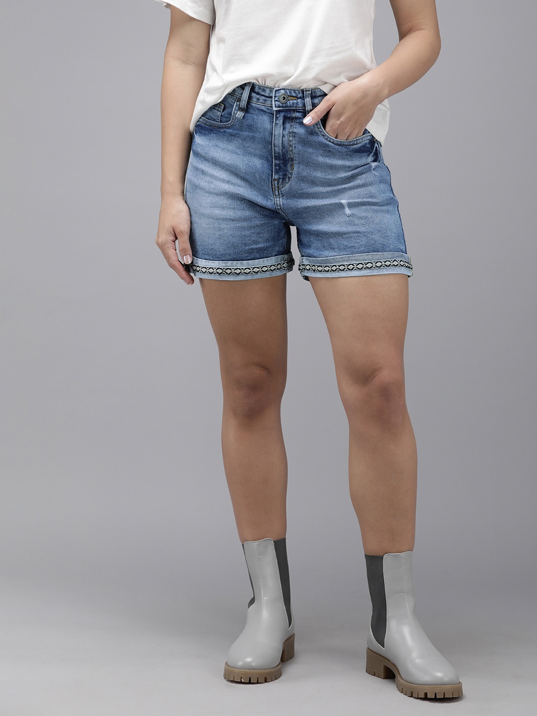 

The Roadster Life Co. Women High-Rise Distressed Denim Shorts, Blue