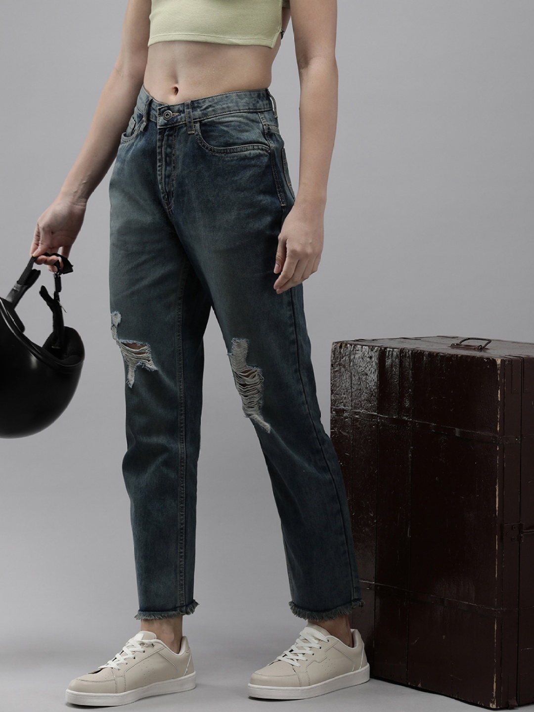 

The Roadster Life Co. Women Pure Cotton Boyfriend Fit Highly Distressed Heavy Fade Jeans, Blue