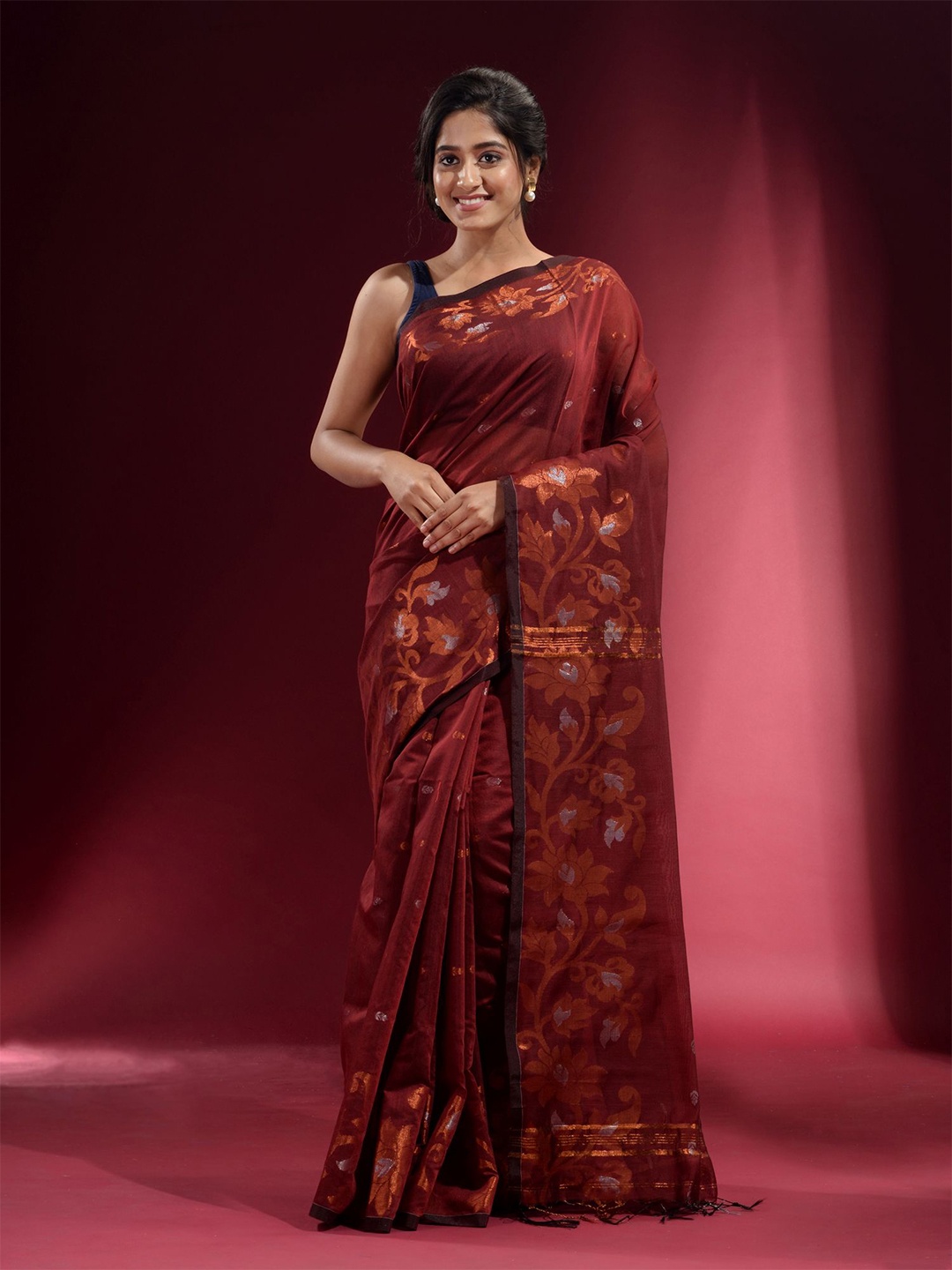 

Charukriti Brown & Gold-Toned Woven Design Zari Saree