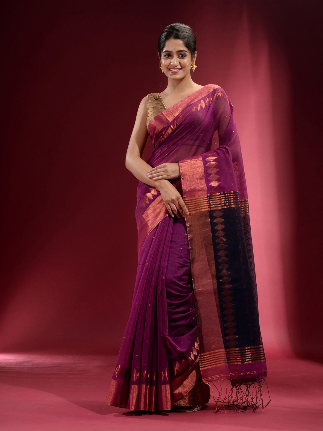 

Charukriti Purple & Gold-Toned Woven Design Zari Saree