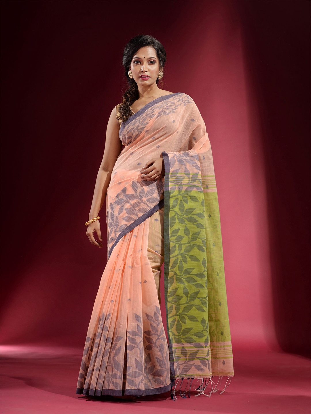 

Charukriti Peach-Coloured & Green Floral Pure Cotton Saree