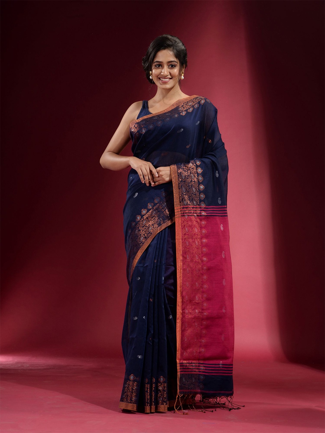 

Charukriti Navy Blue & Copper-Toned Woven Design Saree