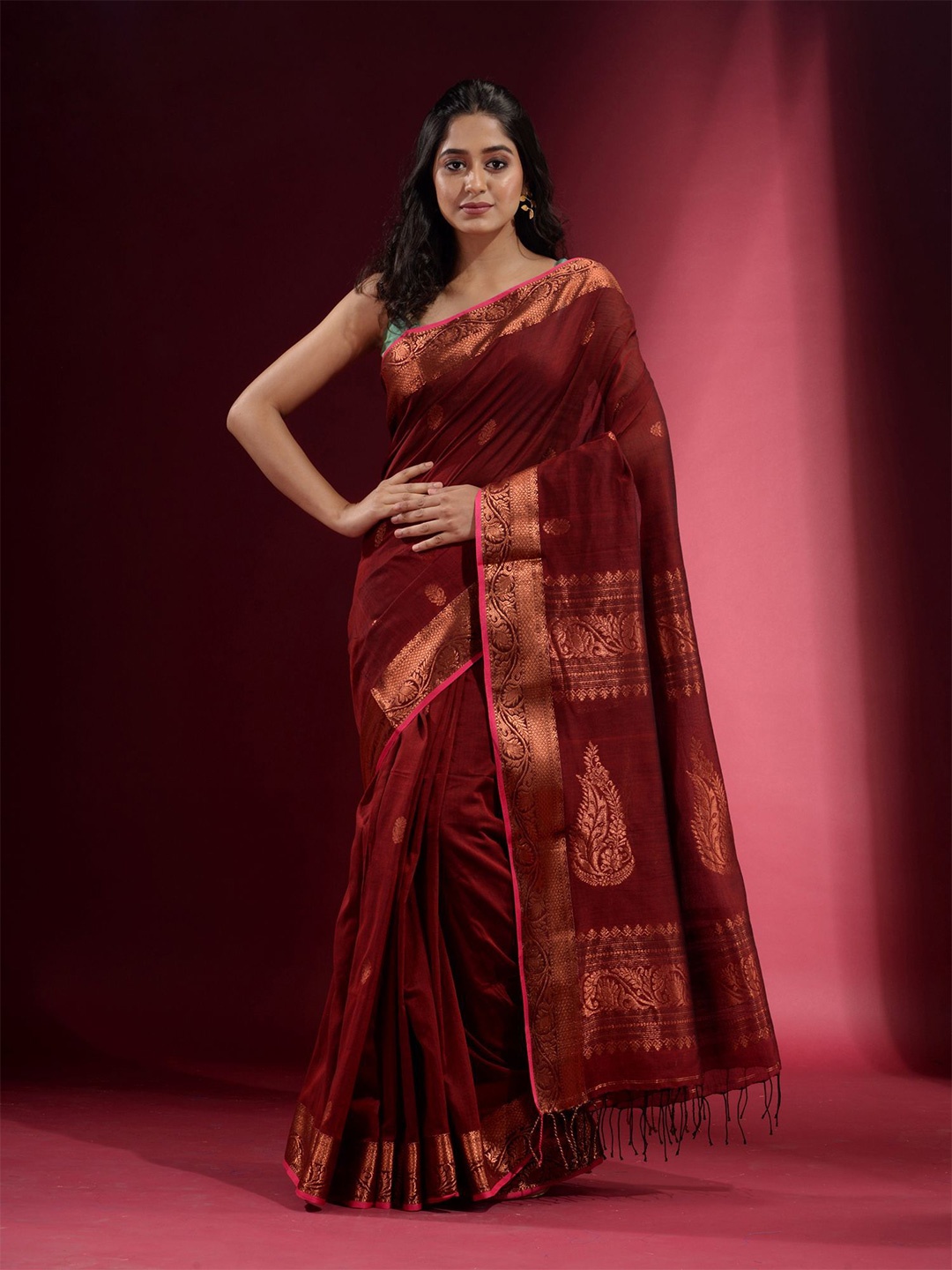 

Charukriti Brown & Gold-Toned Woven Design Zari Pure Cotton Saree