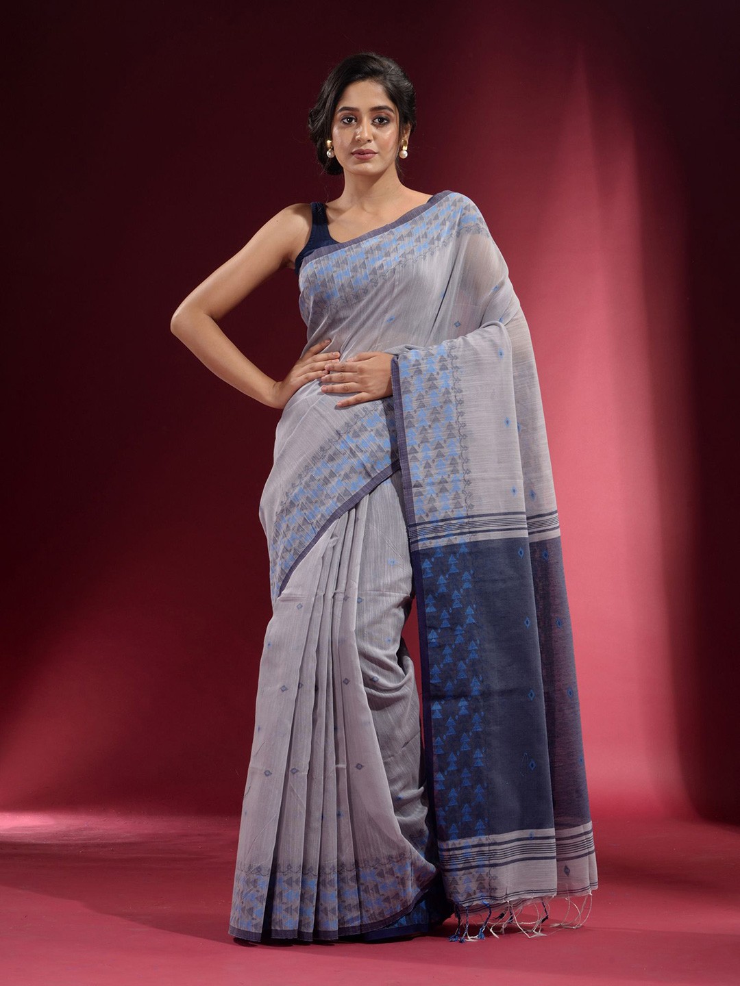 

Charukriti Grey & Navy Blue Woven Design Pure Cotton Saree