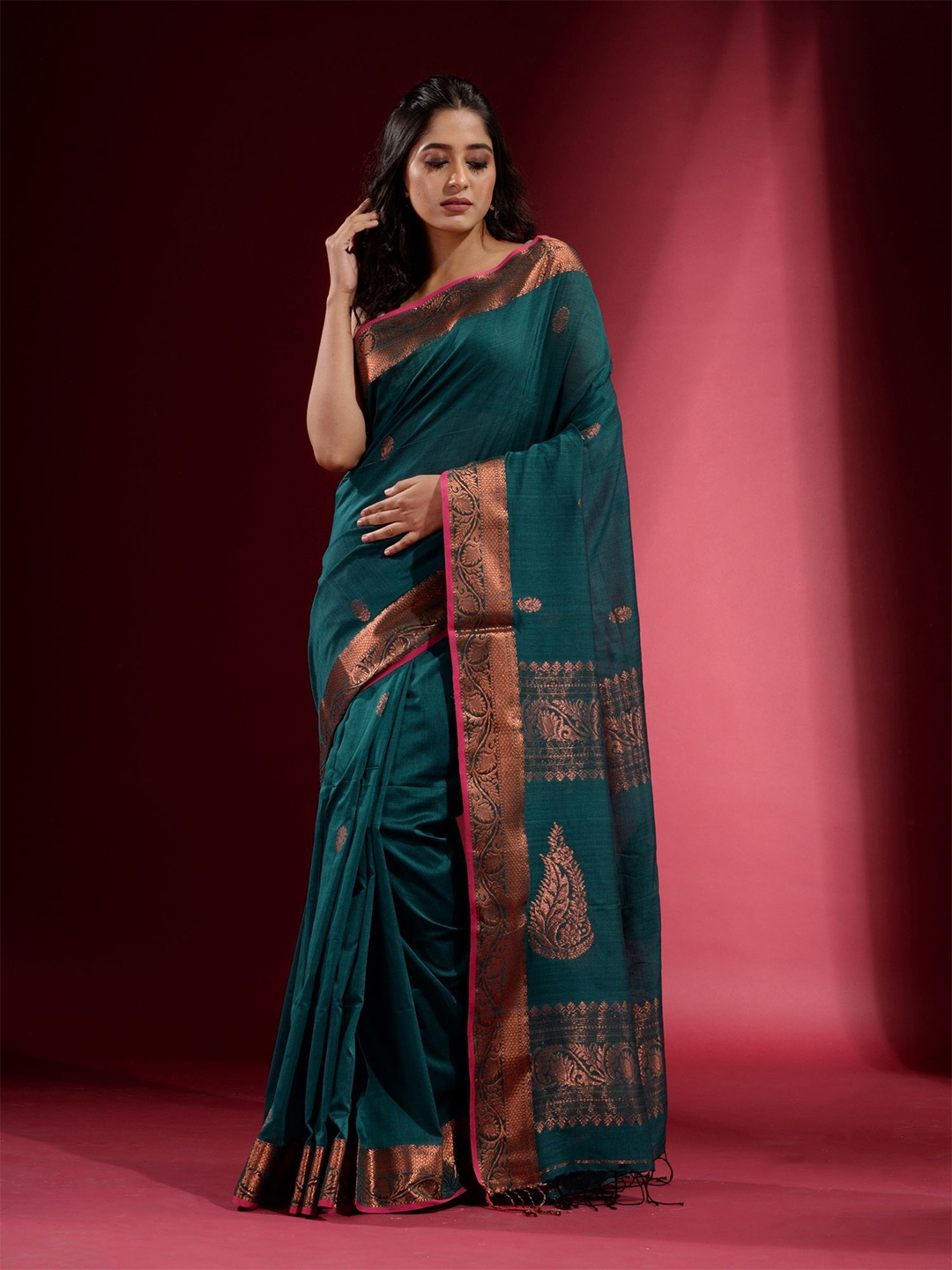 

Charukriti Teal Green & Copper-Toned Woven Design Zari Pure Cotton Saree