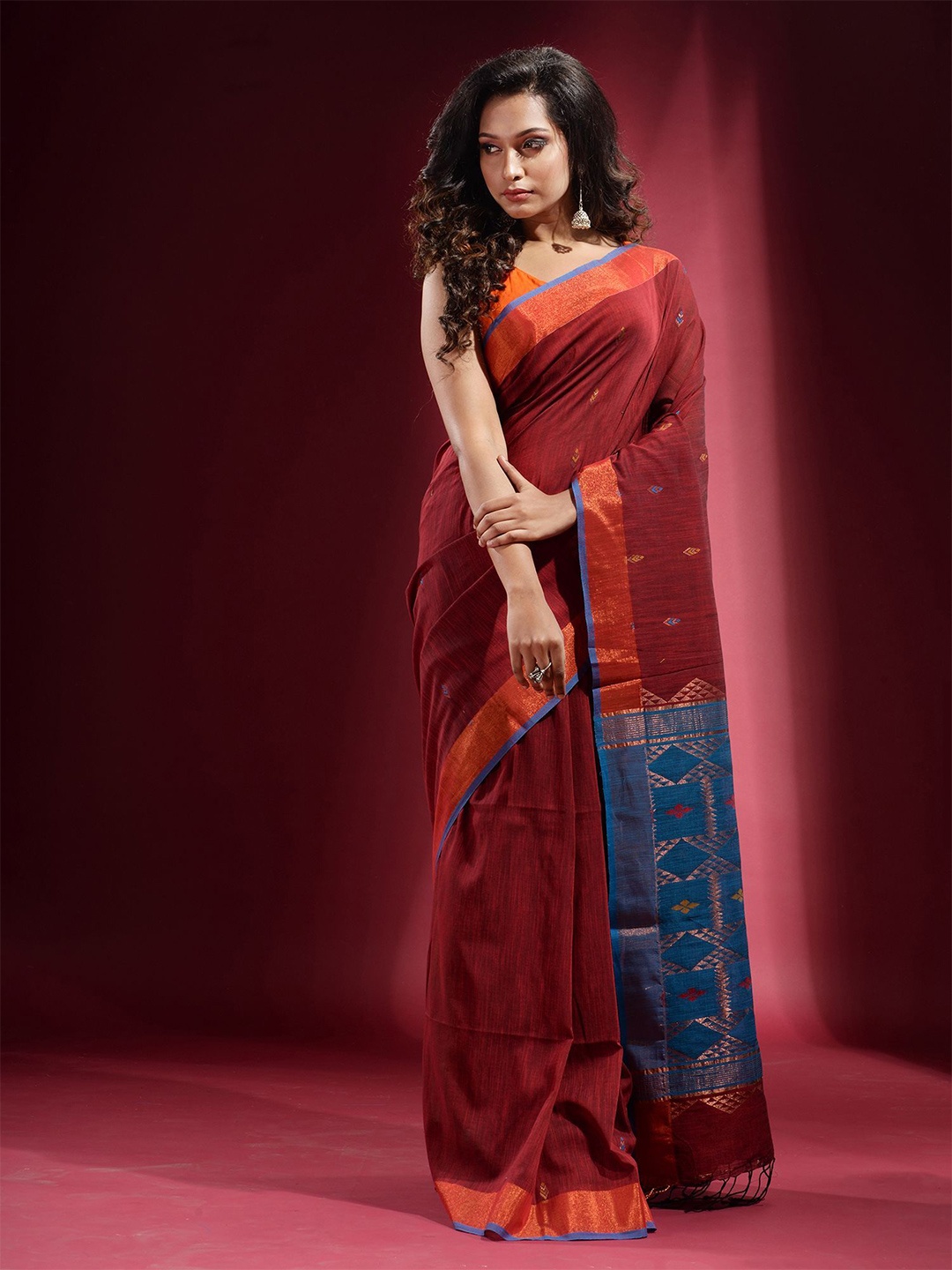 

Charukriti Women Maroon & Blue Woven Design Zari Pure Cotton Saree