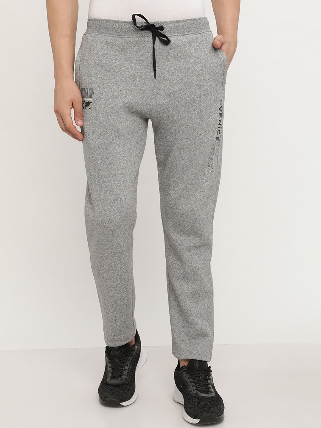 

Octave Men Grey Solid Mid-Rise Track Pants