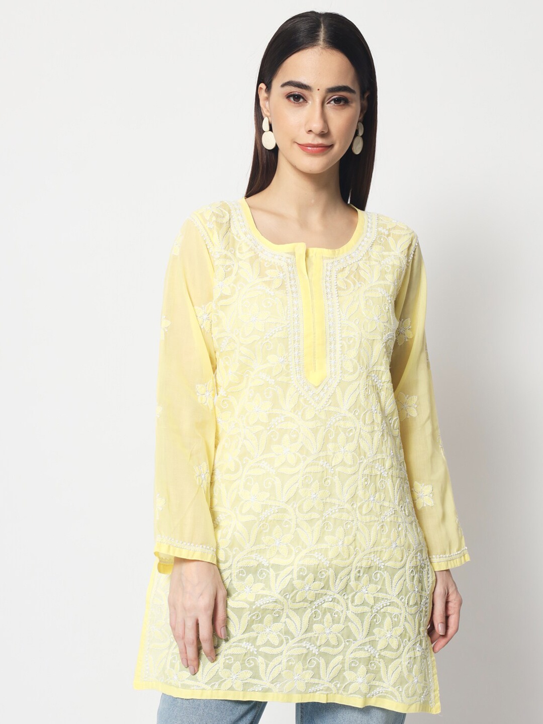 

PARAMOUNT CHIKAN Yellow Paisley Embroidered Chikankari Pure Cotton Kurti