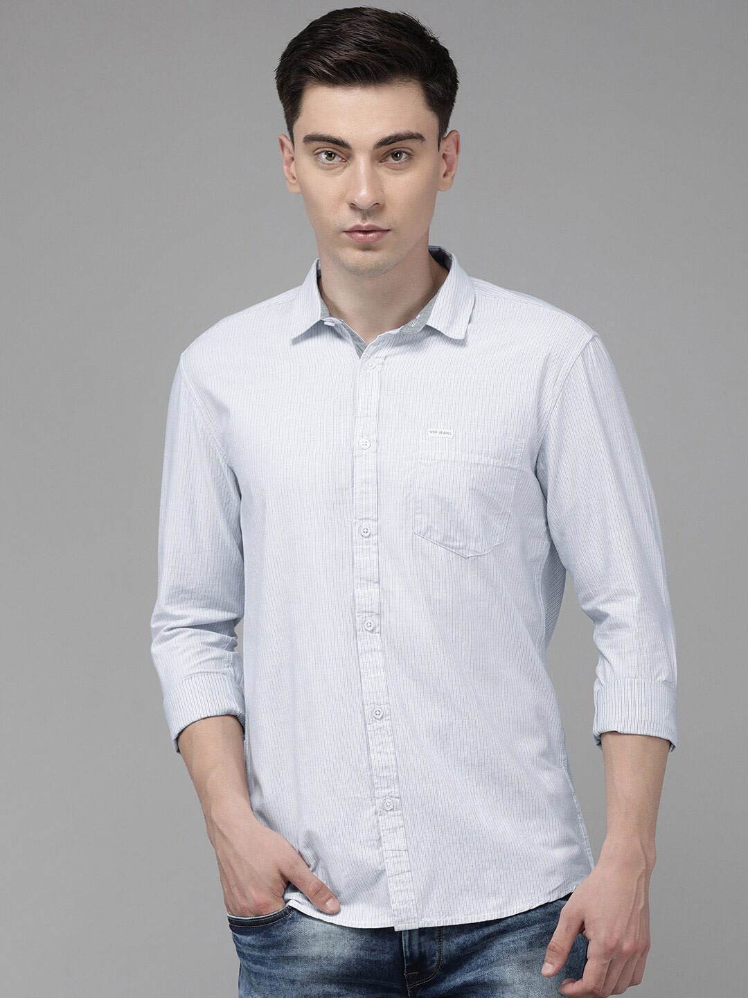 

Voi Jeans Men White Slim Fit Striped Casual Cotton Shirt