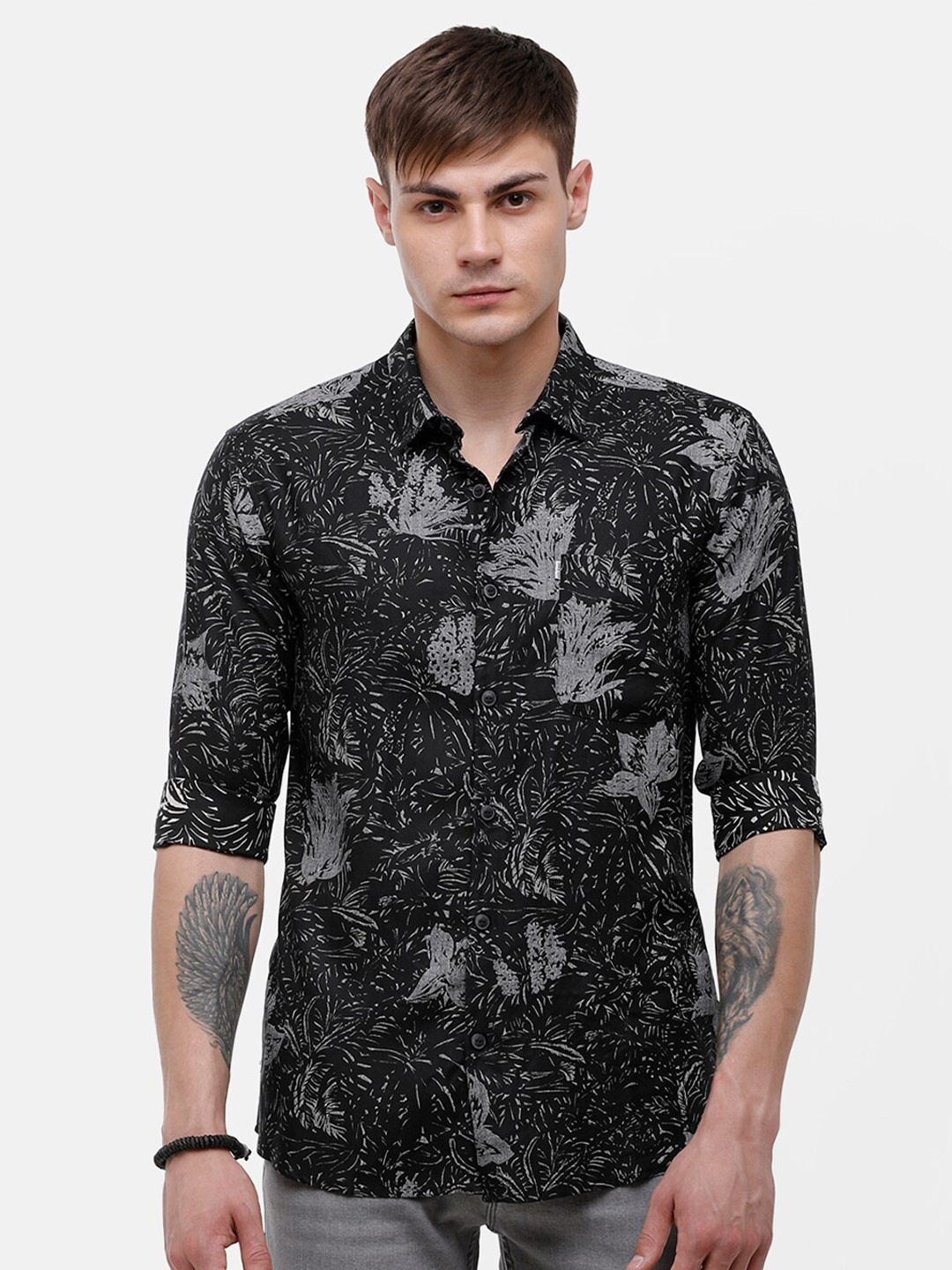 

Voi Jeans Men Slim Fit Floral Printed Casual Cotton Shirt, Black