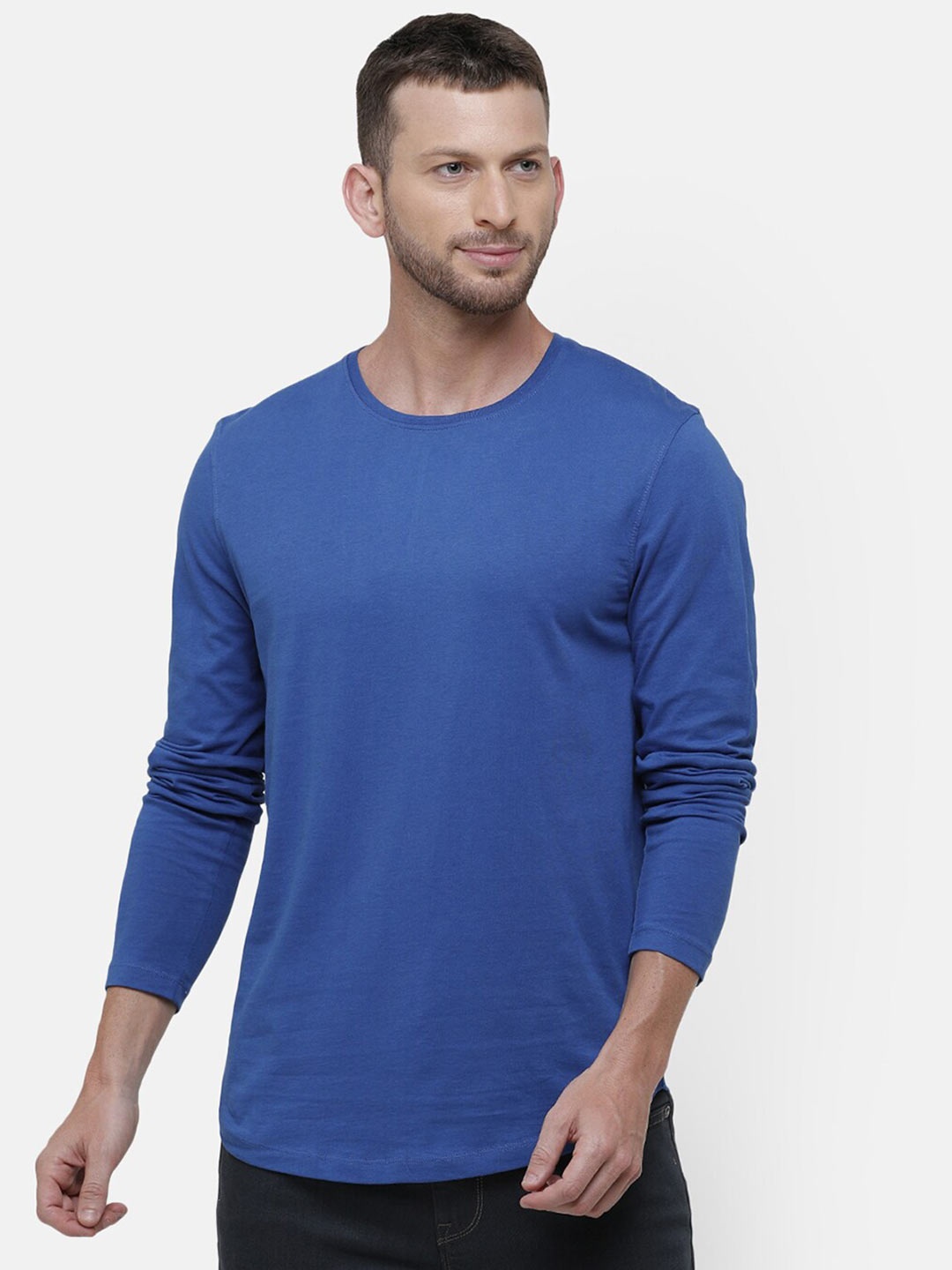 

Voi Jeans Men Blue Solid Cotton T-shirt