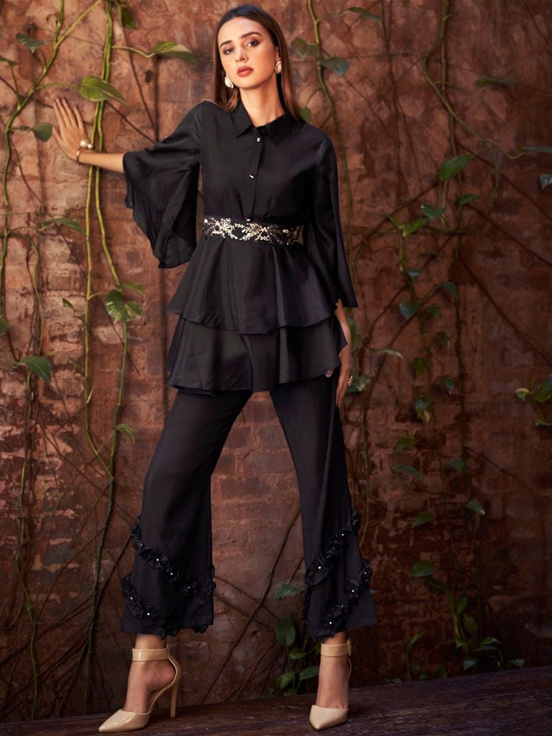

AUTUMN LANE Women Black Solid Organza Shirt Collar Kurta with Trousers